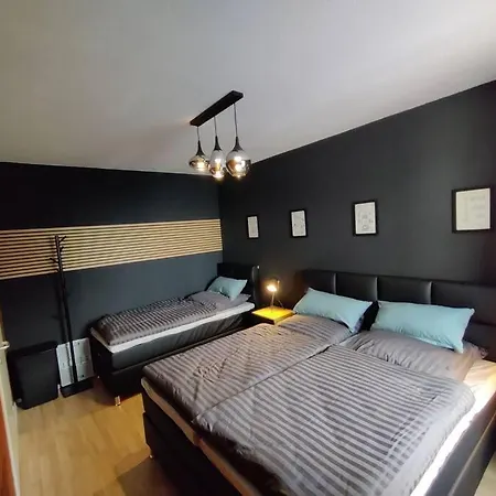 Apartment Downtown/balcony/coffee Bar/tv-streaming/top Wlan *