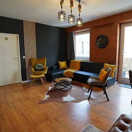Apartment Downtown/balcony/coffee Bar/tv-streaming/top Wlan