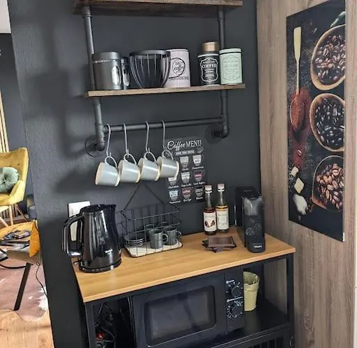 Lejlighed Downtown/balcony/coffee Bar/tv-streaming/top Wlan *